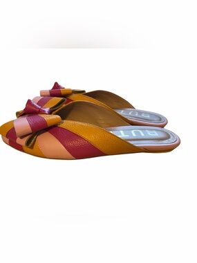 Butrich Designer Limited Edition Pink Leather Mules/ Sandals w/ Large
Bows EU 36